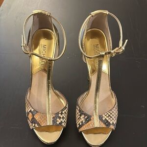 MICHAEL Michael Kors Heels Gold - Size 6